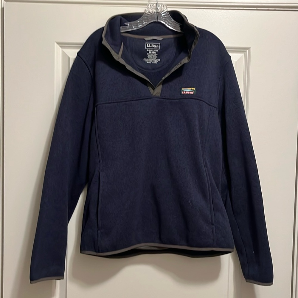 L.L Bean navy blue slightly fitted fleece pullover, Brand new